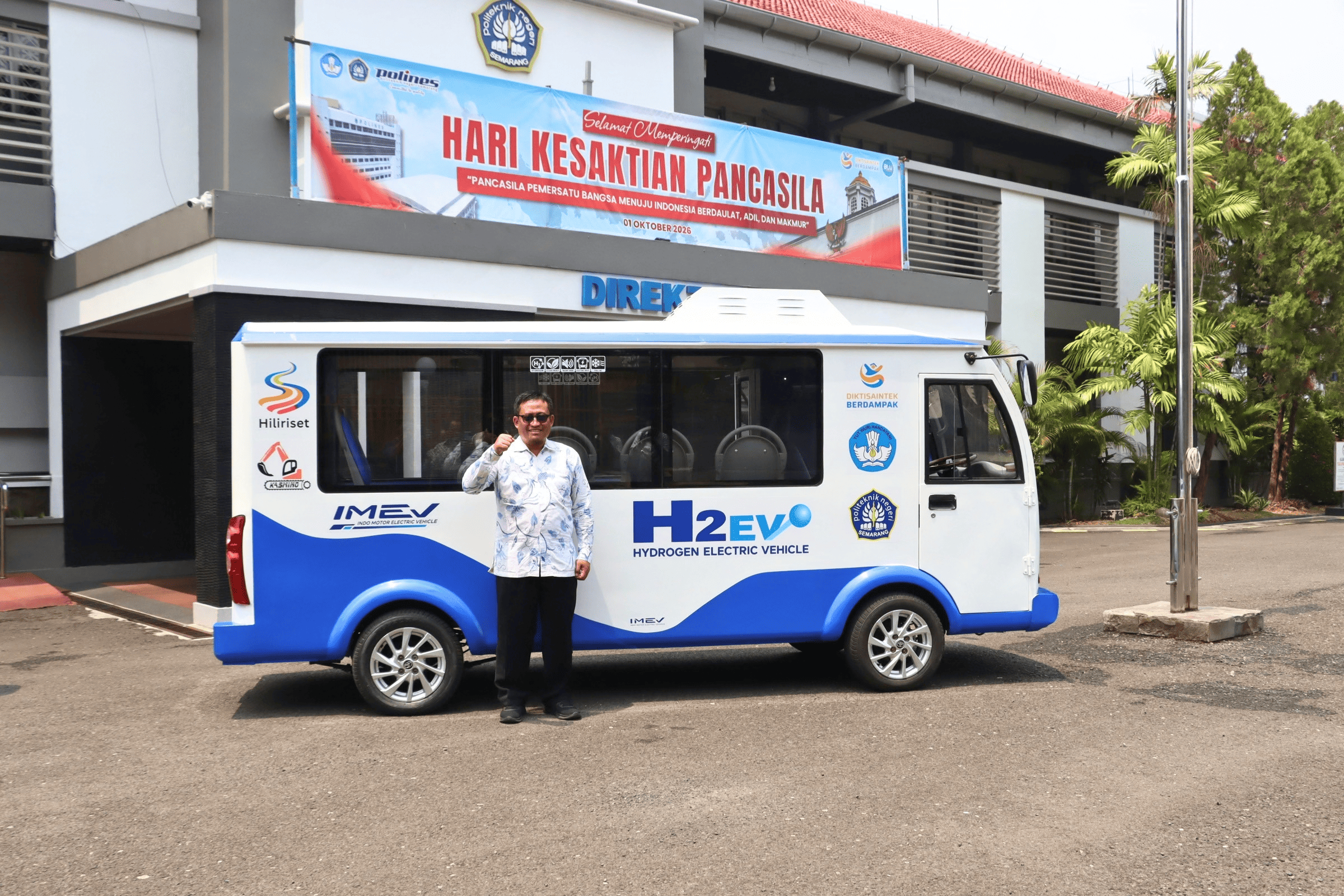 Polines Rancang Bus Shuttle Listrik dengan Dukungan Sistem Hidrogen