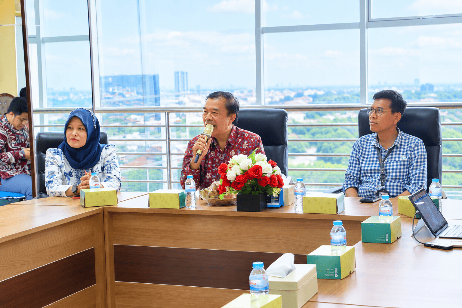 Polines dan UNIMUS Jalin Kerja Sama Pendidikan, Riset, dan Pengembangan AI